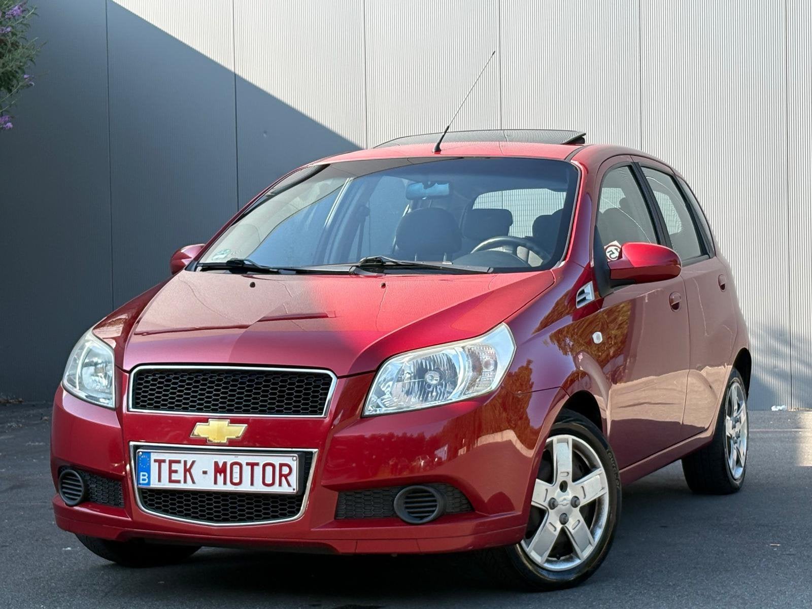 CHEVROLET AVEO 1.2 BENZINE, GEKEURD, PANO, AIRCO, PROPER, Auto's, 62 kW, 5 deurs, Euro 5, Dealer onderhouden