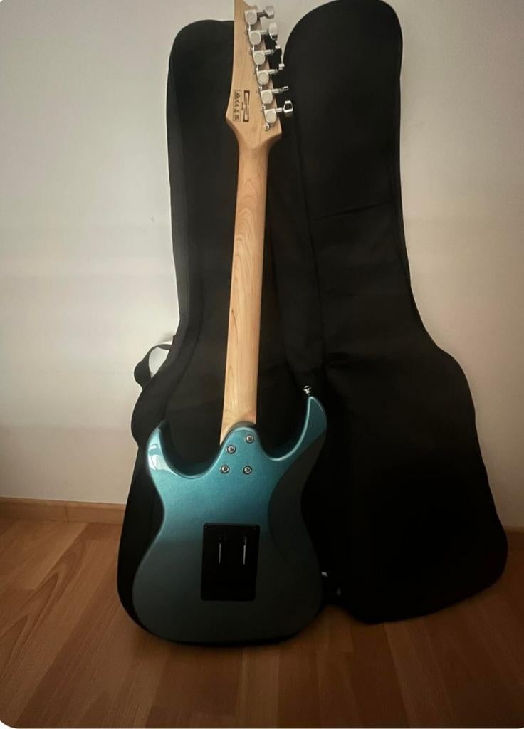 Guitare électrique avec ampli