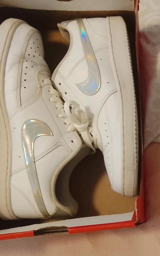 Nike 42, Sport en Fitness, Ophalen