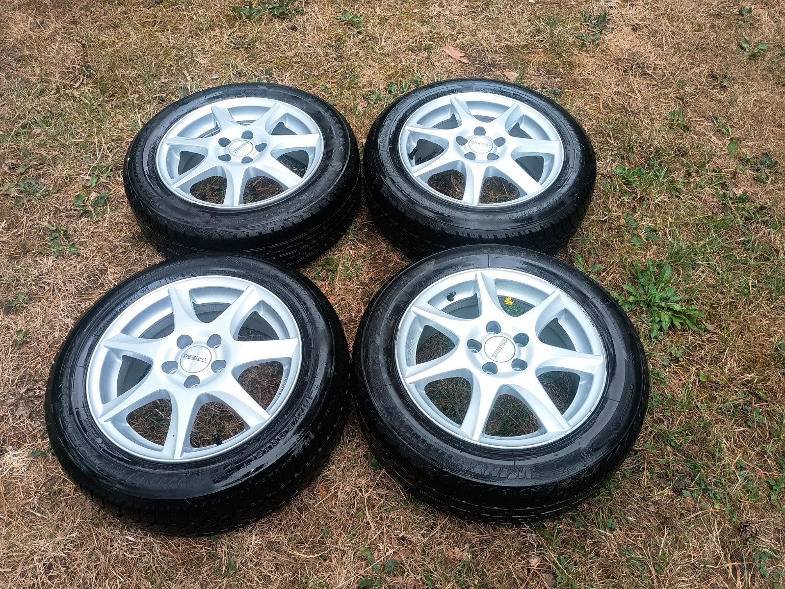 4 winterbanden met velg, Auto-onderdelen, Ophalen, 15 inch, Banden en Velgen, Personenwagen