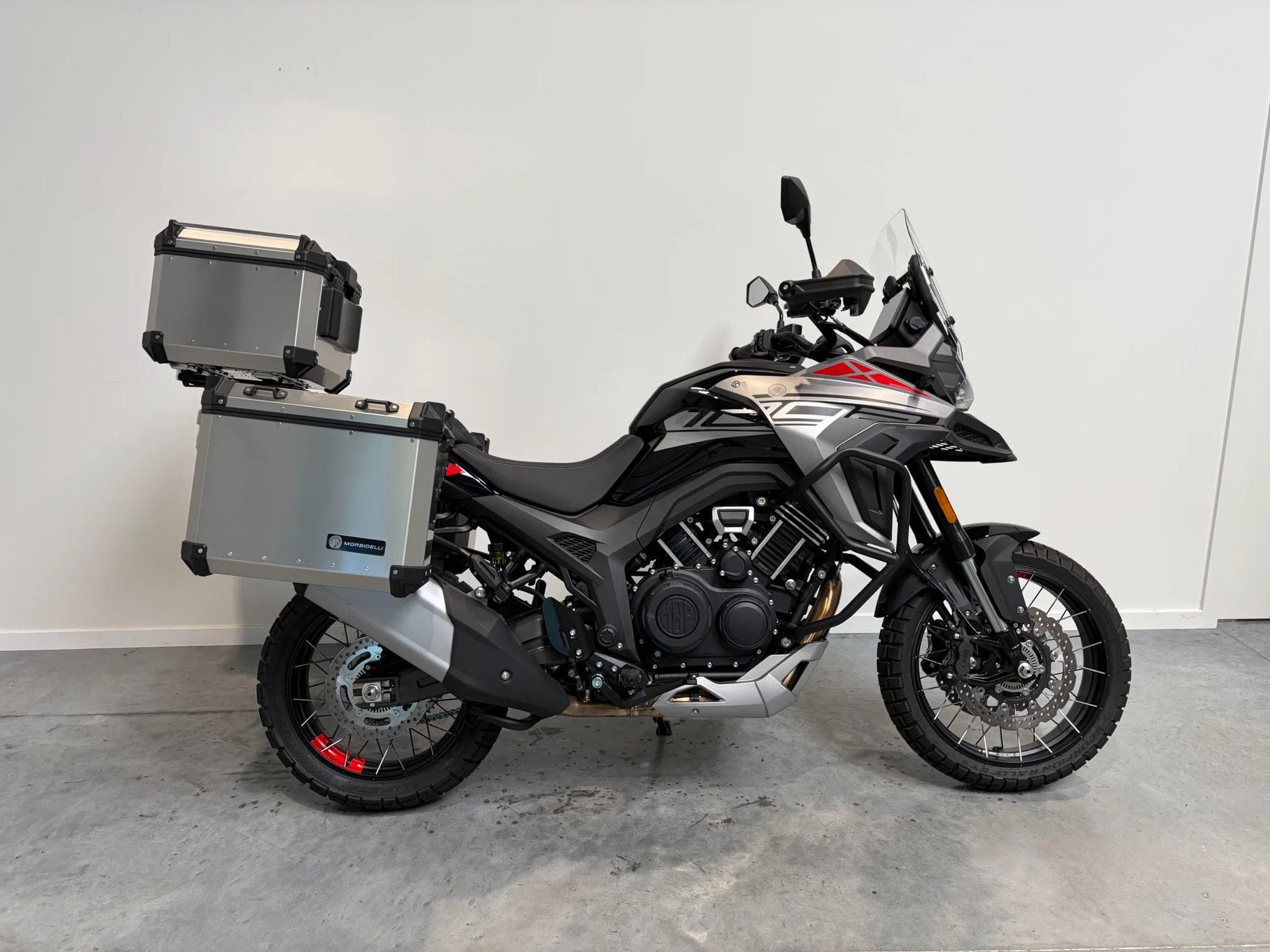 MORIN Morbidelli T1000VX als nieuw met volledige kofferset, Bedrijf, Overig, Morin, Meer dan 35 kW