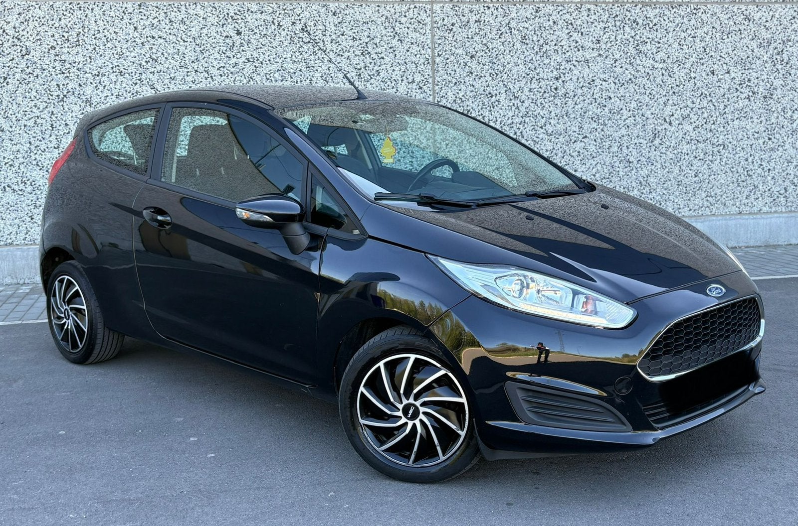 FORD FIESTA, Entreprise, Achat