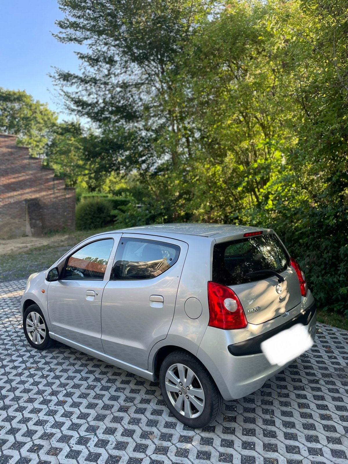 Nissan Pixo 1.0i essence, Autos, Achat, Entretenue par le concessionnaire, Particulier, Essence