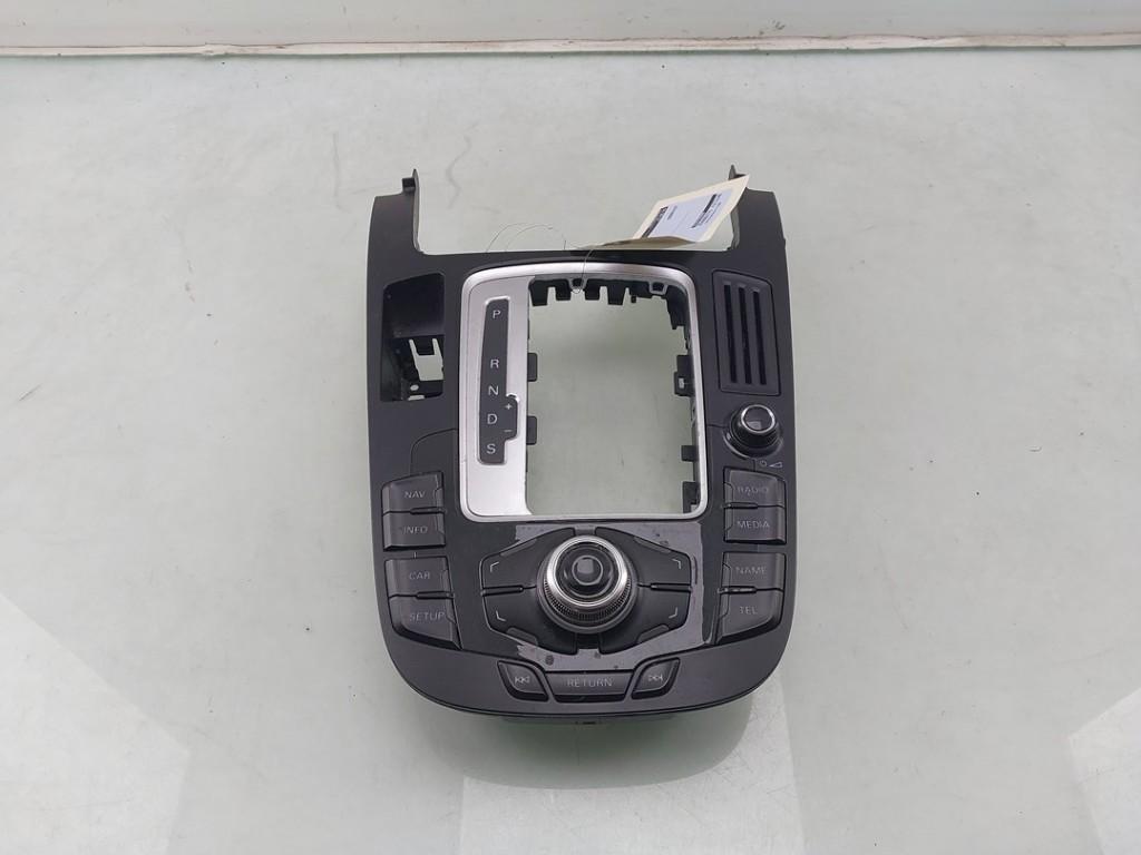 RADIOBEDIENING PANEEL Audi A4 Avant (B8) (01-2007/12-2015), Gebruikt, Audi