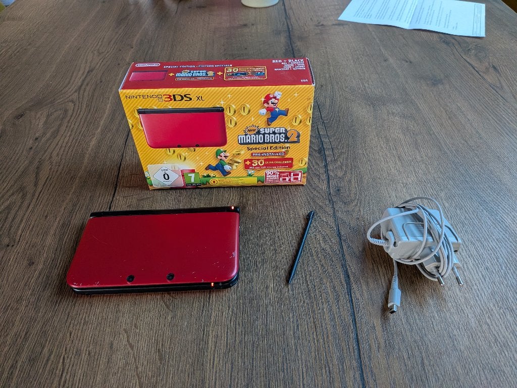 Nintendo 3DS XL Red Black CIB custom modded, Consoles de jeu & Jeux vidéo, Enlèvement ou Envoi, Utilisé, Rouge, 3DS XL