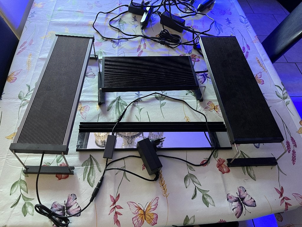 Chihiros wrgb 2 pro en twinstar, Animaux & Accessoires, Enlèvement, Utilisé, Éclairage ou Chauffage, Télécommande incluse