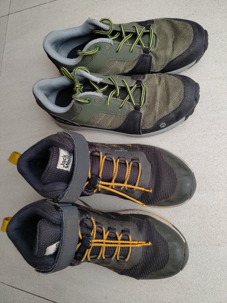 Lot de 4 paires de chaussure garçon pointure 36, Garçon, Jack Wolfskin, Enlèvement, Utilisé