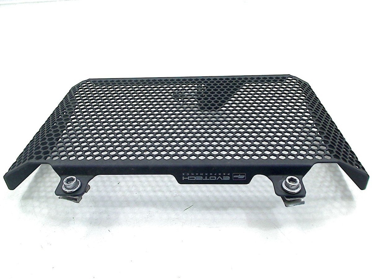 OLIEKOELER ROOSTER Yamaha MT 10 2022- (MT 10 RN781 B5Y), Motoren, Dhr. S. di Majo, Gebruikt, Info@cama-motorparts.nl, P.J. Troelstraweg 8 8
3144 CX  MAASSLUIS, NL