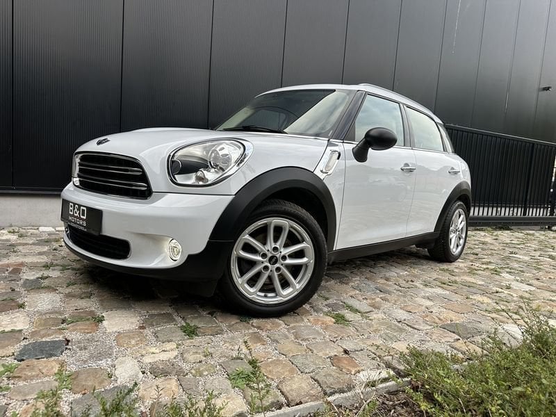 Mini One Countryman, Autos, Achat, 72 kW, Boîte manuelle, Noir