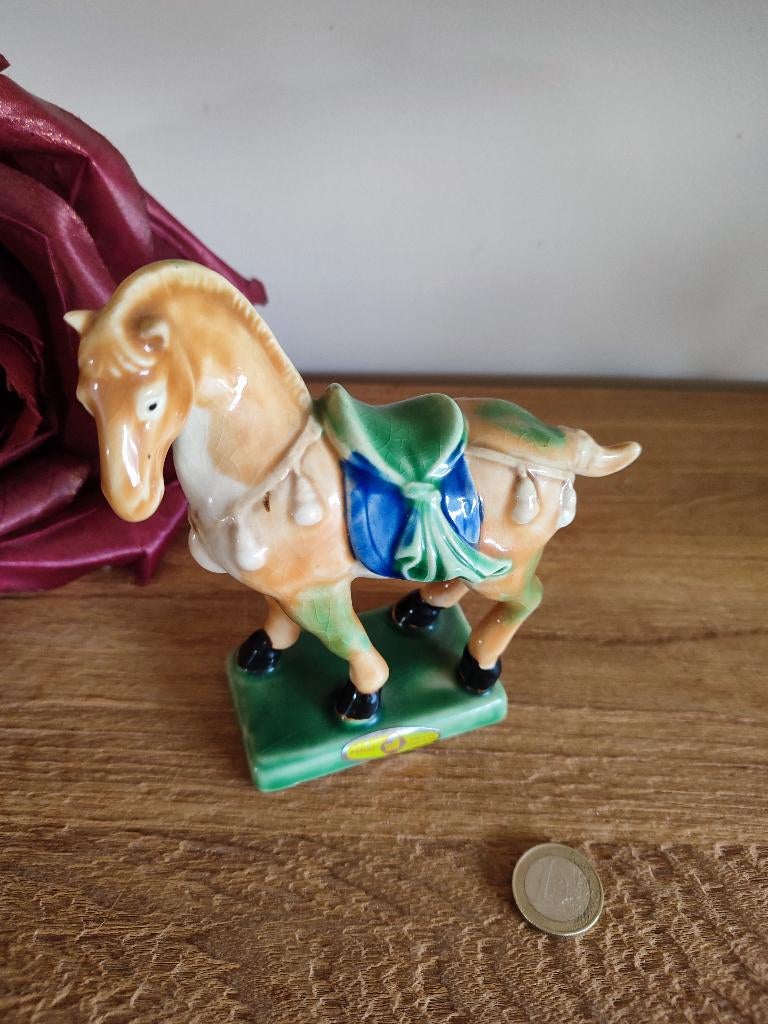 China Shiwan Clay Art: prachtig paardje Tang stijl, Ophalen of Verzenden