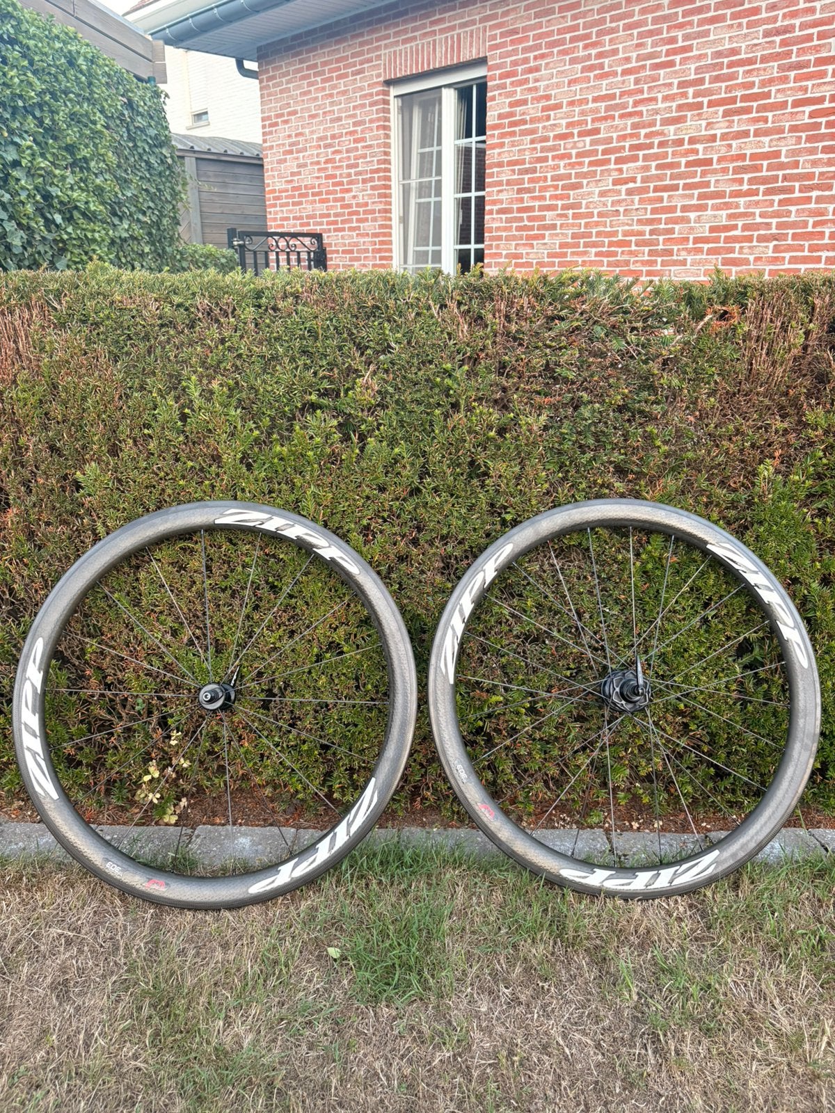 Zipp 303 carbon wielen, Vélos & Vélomoteurs, Vélos Pièces, Enlèvement, Comme neuf, Roue, Carbone
