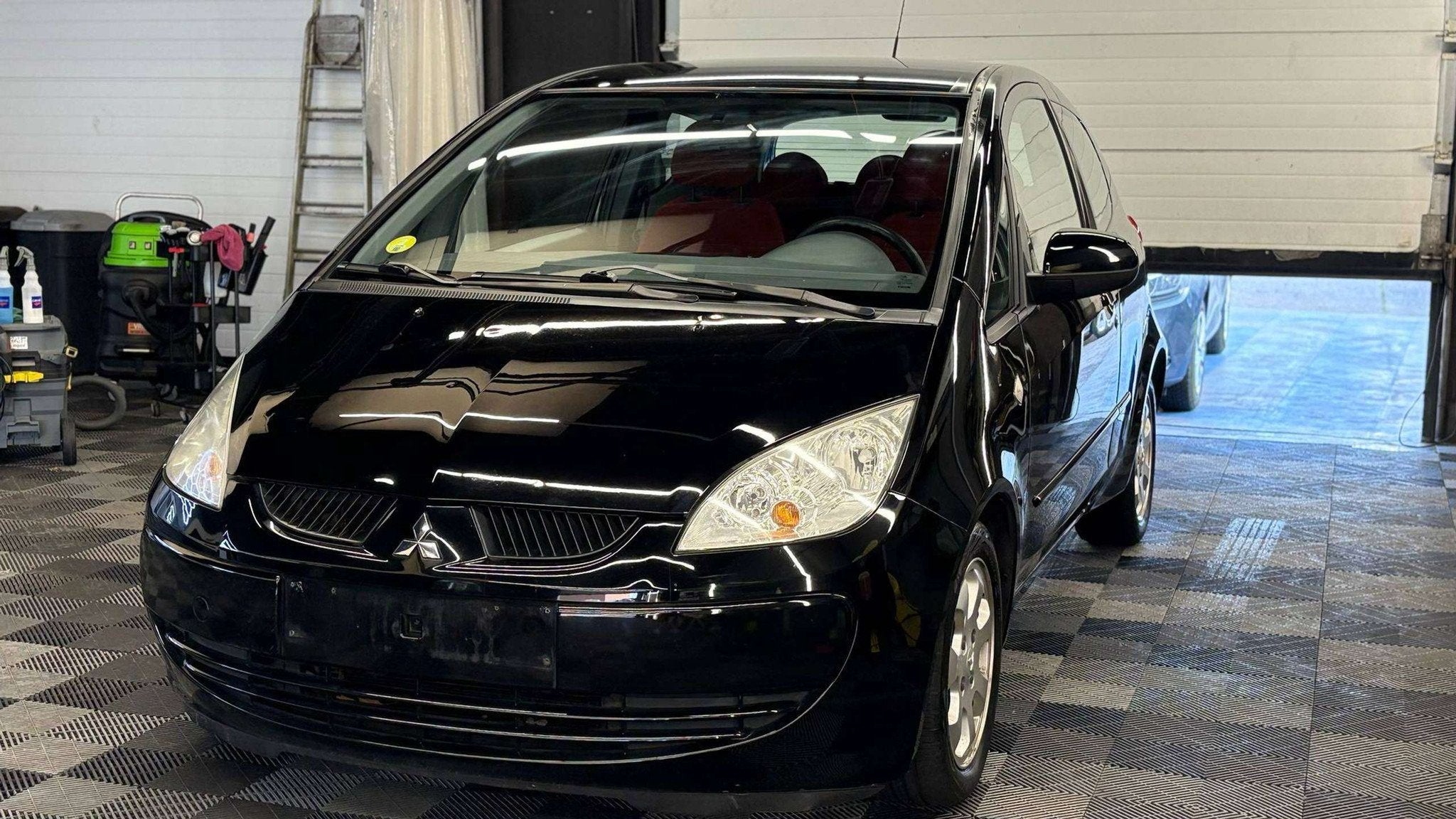 Mitsubishi Colt benzine AUTOMATIQUE bj. 2006 138411km, Autos, 1332 cm³, Achat, Entreprise, Colt