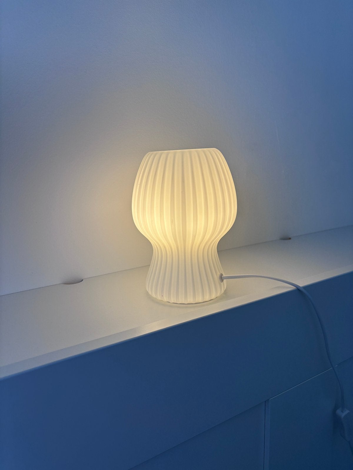 Veilleuse/lampe de table, Blanc, Enlèvement, Comme neuf, Lampe de chevet