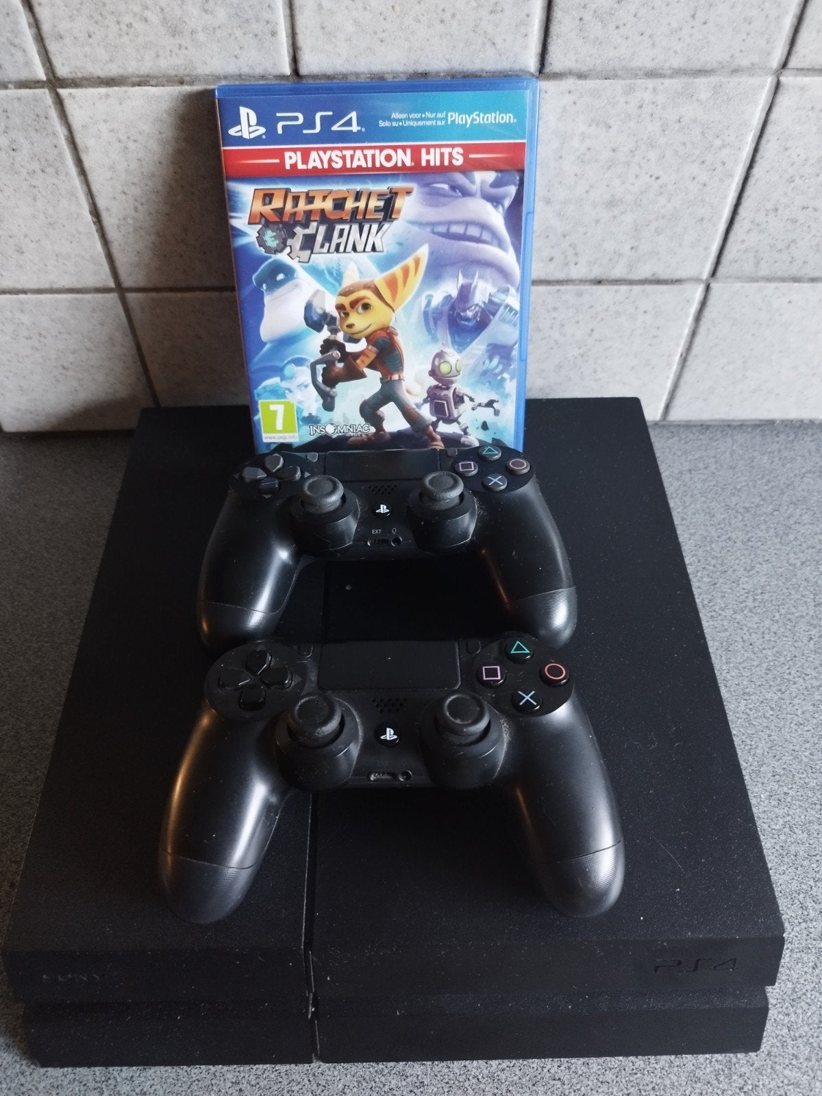 Ps4 1TB opslag, Games en Spelcomputers, Spelcomputers | Sony PlayStation 4, Ophalen, Met 2 controllers, 1 TB, Slim