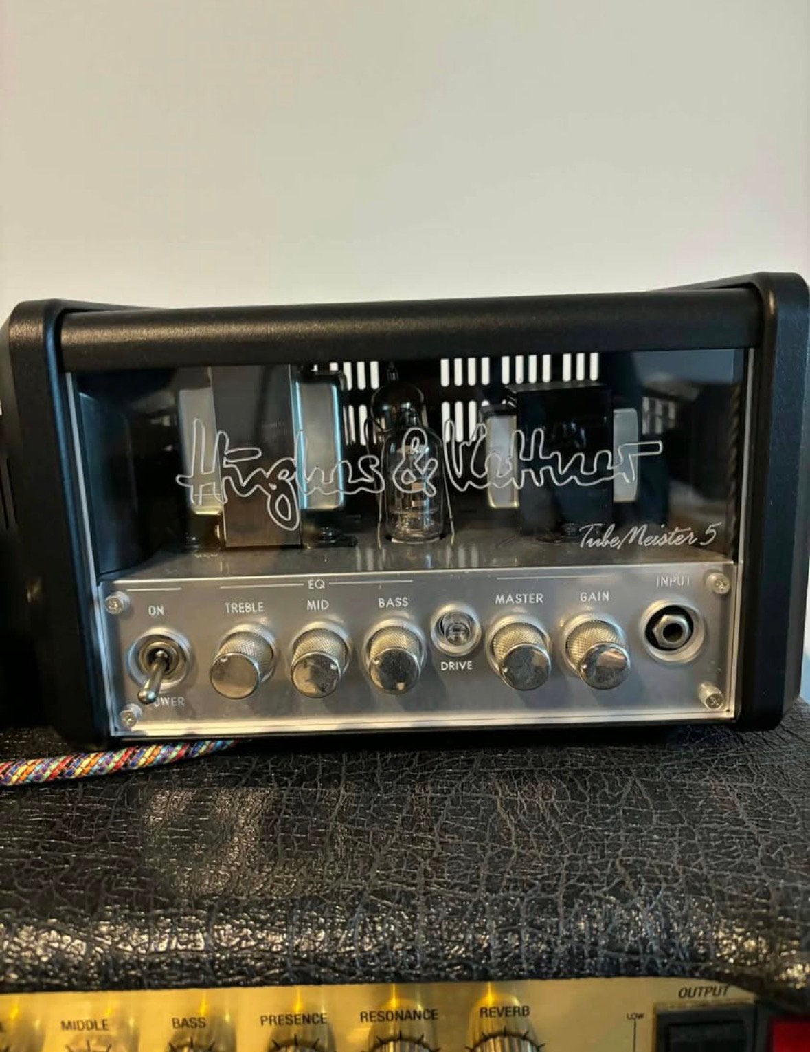 Hughes & Kettner Tubemeister 5 Hughes and Kettner, Enlèvement, Comme neuf, Guitare, Moins de 50 watts