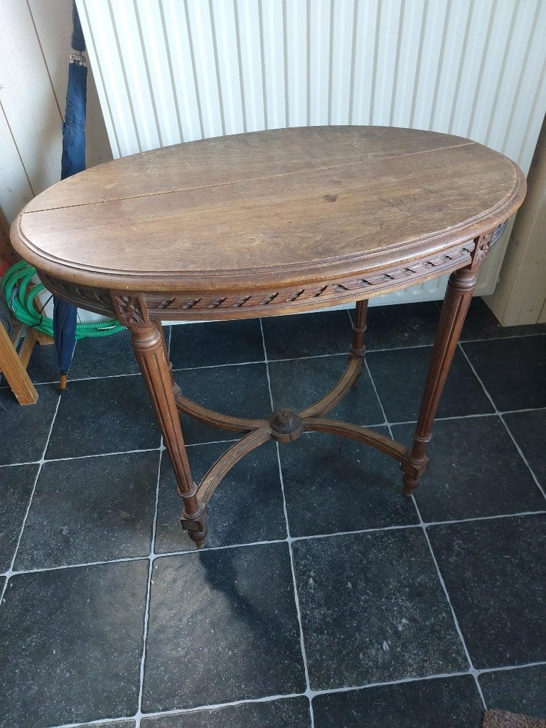oud antiek tafeltje ovaal, Eikenhout, Zo goed als nieuw, Ovaal, Antiek