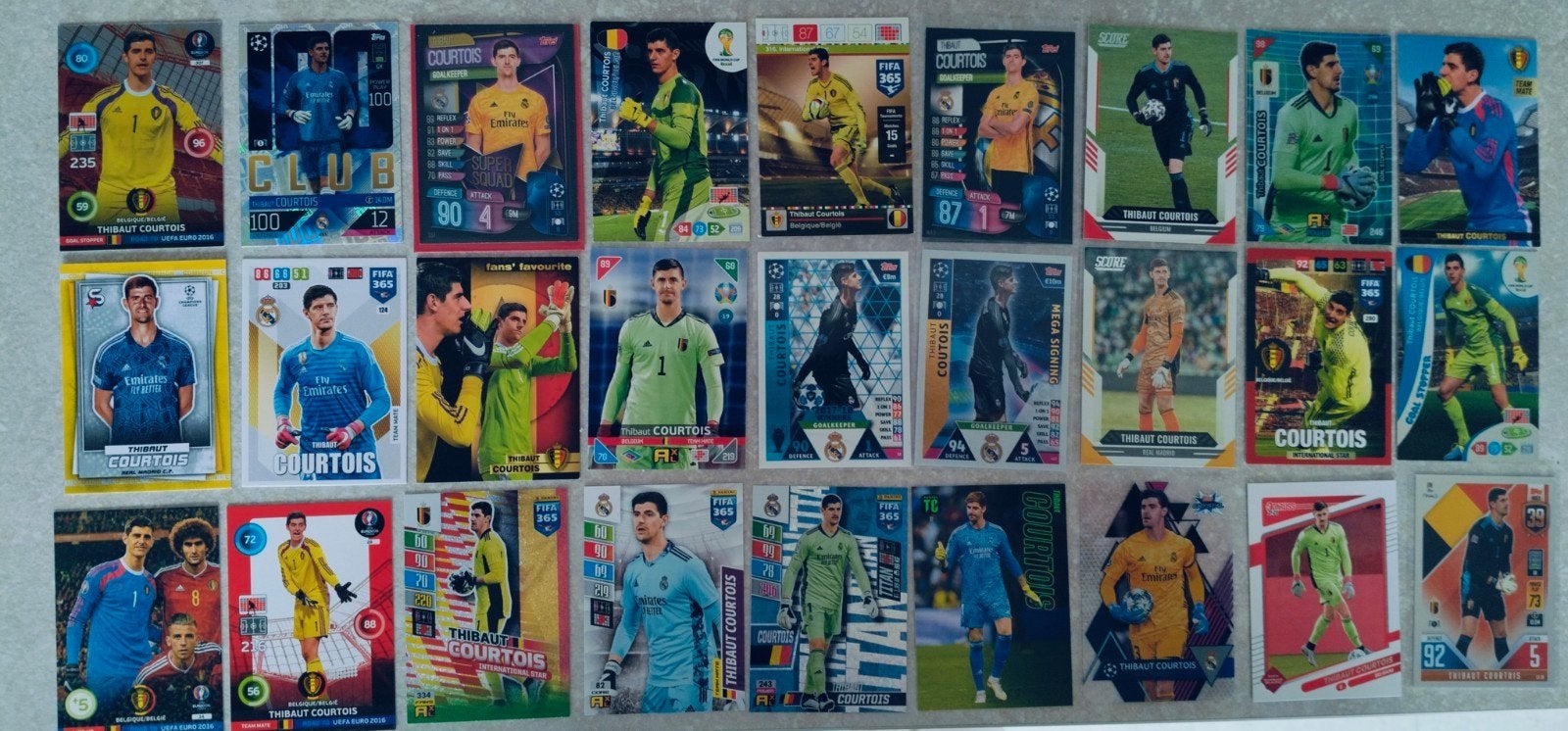 27 kaarten Thibaut Courtois, Ophalen of Verzenden