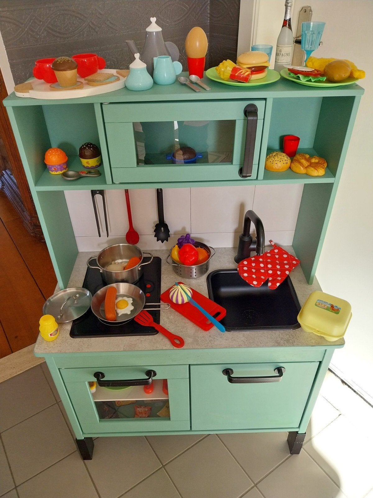 ikea keukentje Duktig met leuke spulletjes, Enfants & Bébés, Enlèvement