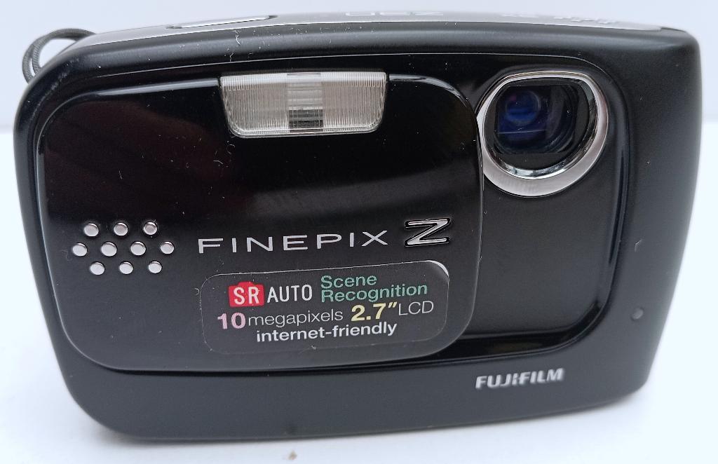 FUJIFILM FINEPIX Z30 DIGITALE CAMERA 10 MEGAPIXELS, Gebruikt, Compact, 10 Megapixel, Ophalen of Verzenden