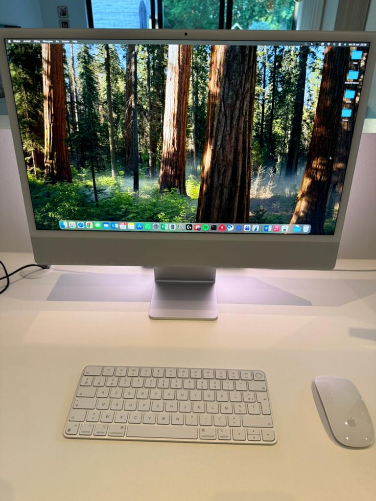 iMac 24 inch M1-chip 8GB GPU 256 GB, Computers en Software, Apple Desktops, Ophalen, Zo goed als nieuw, IMac