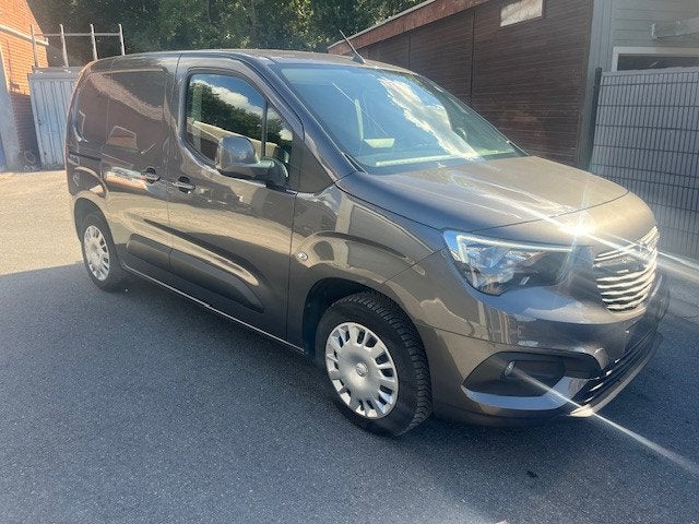 LICHTE VRACH, 1350 kg, Achat, Euro 6, Entreprise