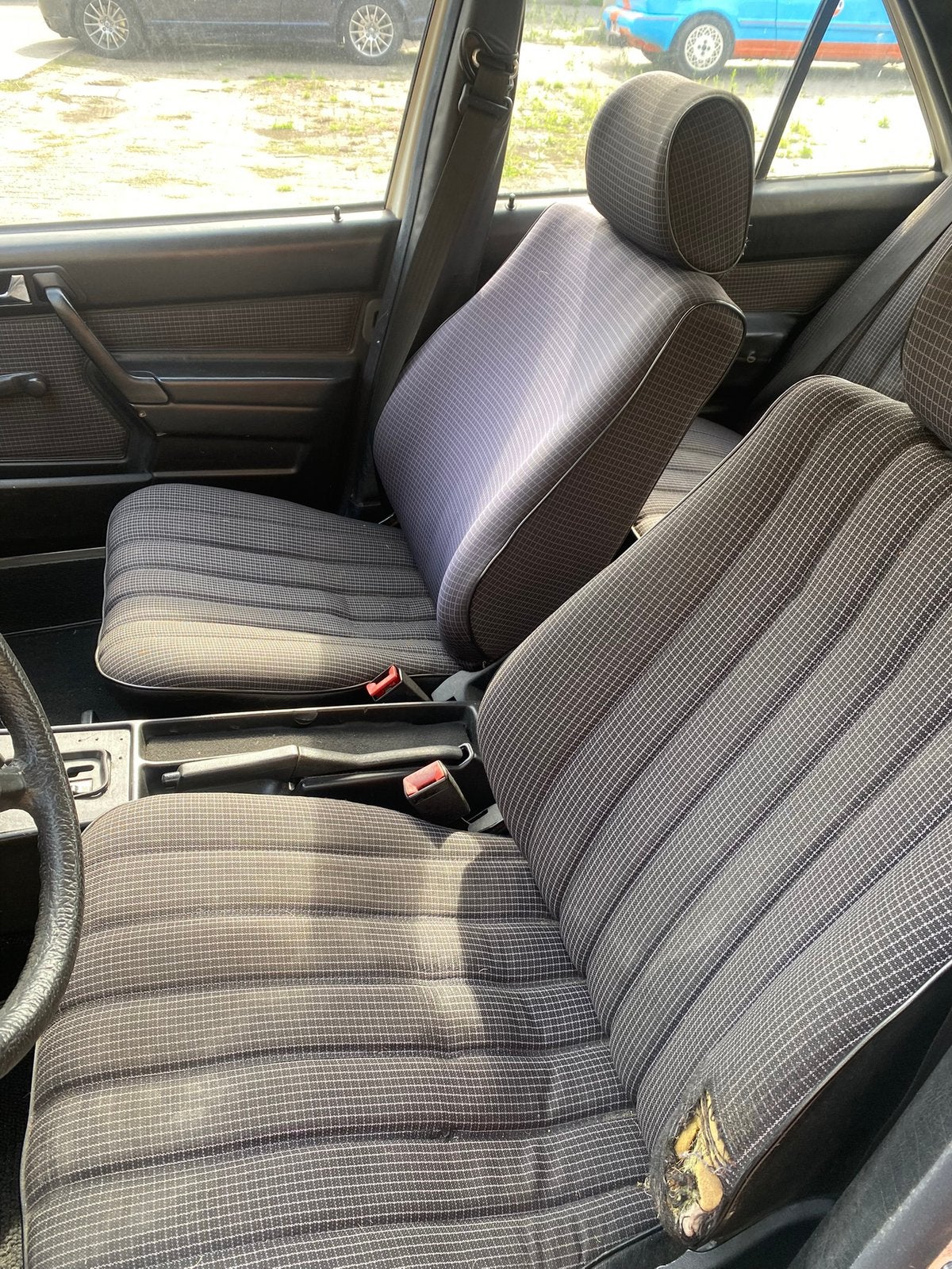 Mercedes 190 E , 2,0 benzine van 1984, foto 7