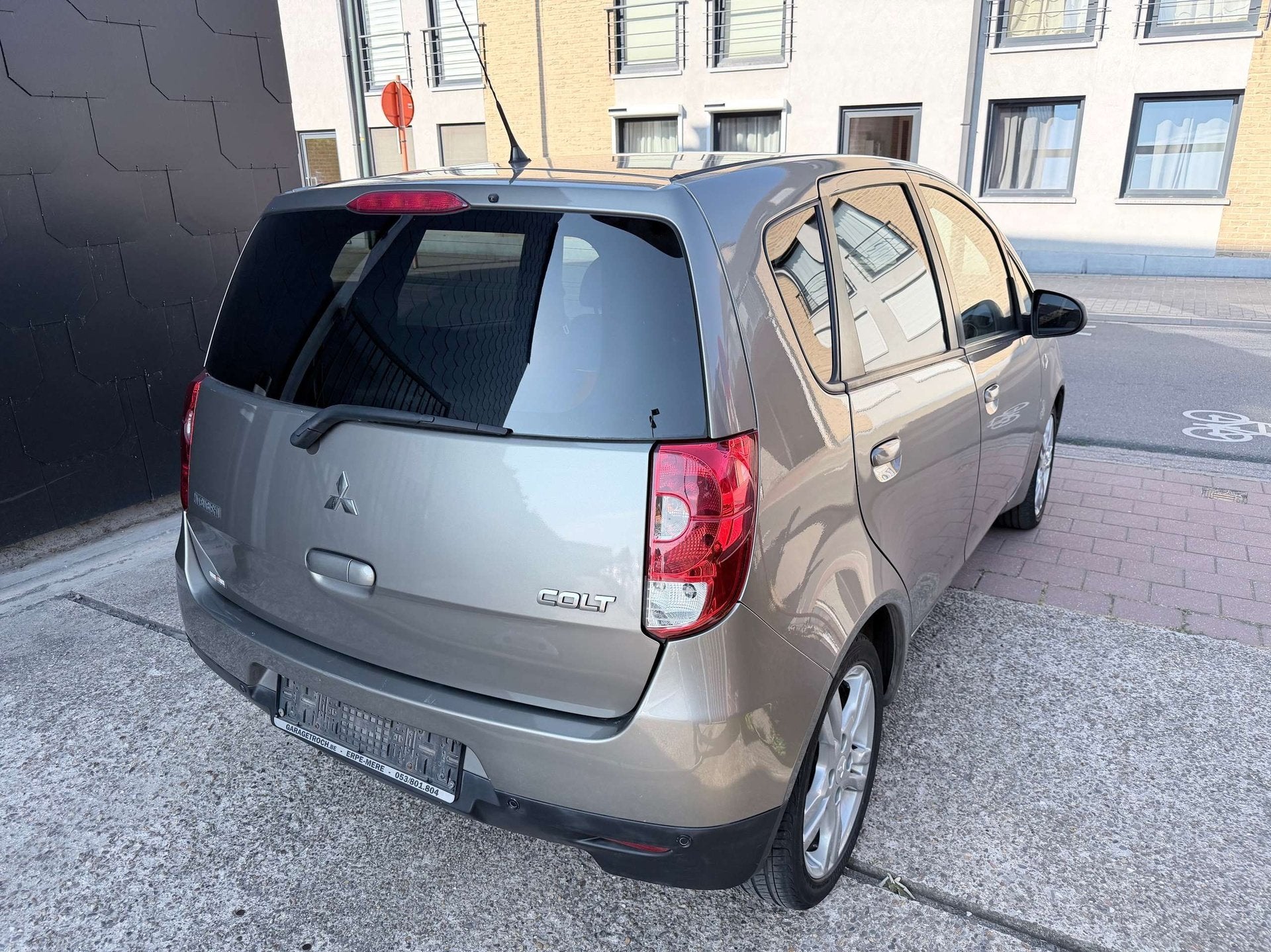 Mitsubishi Colt 1.3 I EDITION INSTYLE | CRUISE | AIRCO, Autos, 1332 cm³, Achat, Entreprise, Capteur de stationnement