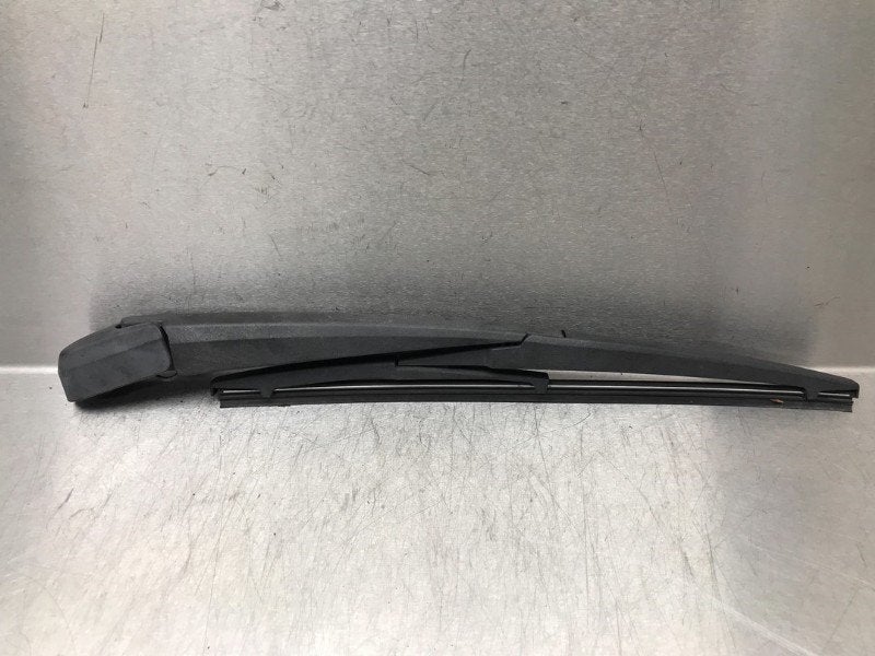 ESSUIE-GLACE BRAS ARRIÈRE VITRE Toyota Avensis Wagon (T27), Utilisé, Toyota