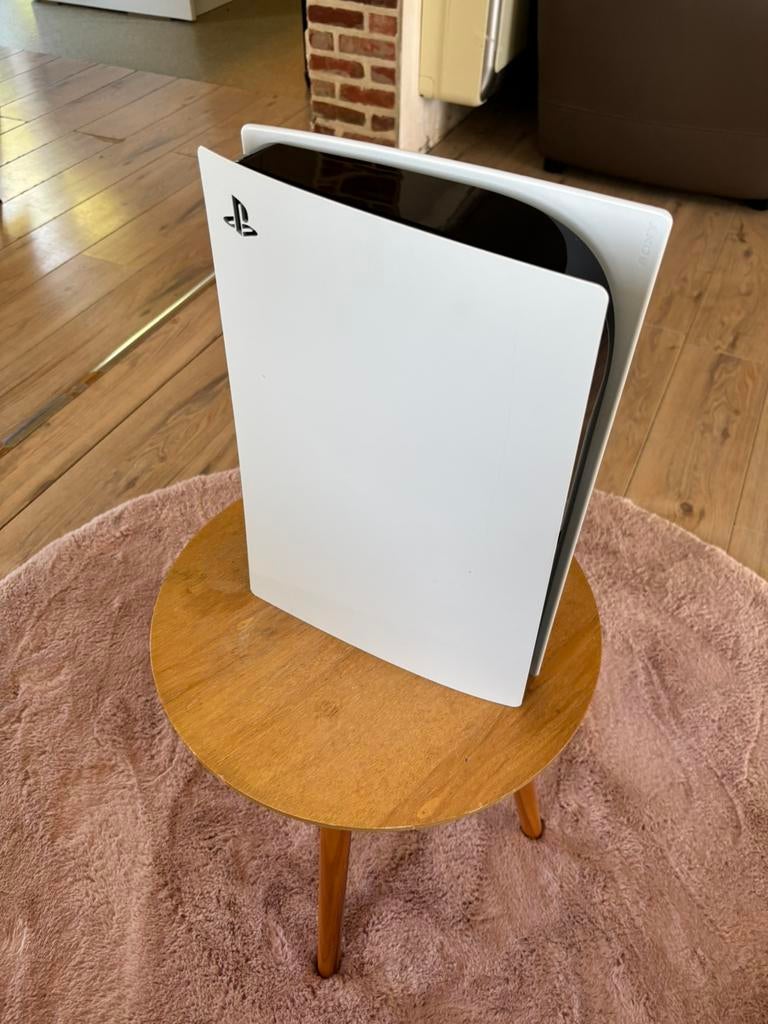 Ps5 met nieuwe roze controller, Ophalen, Zo goed als nieuw, Playstation 5