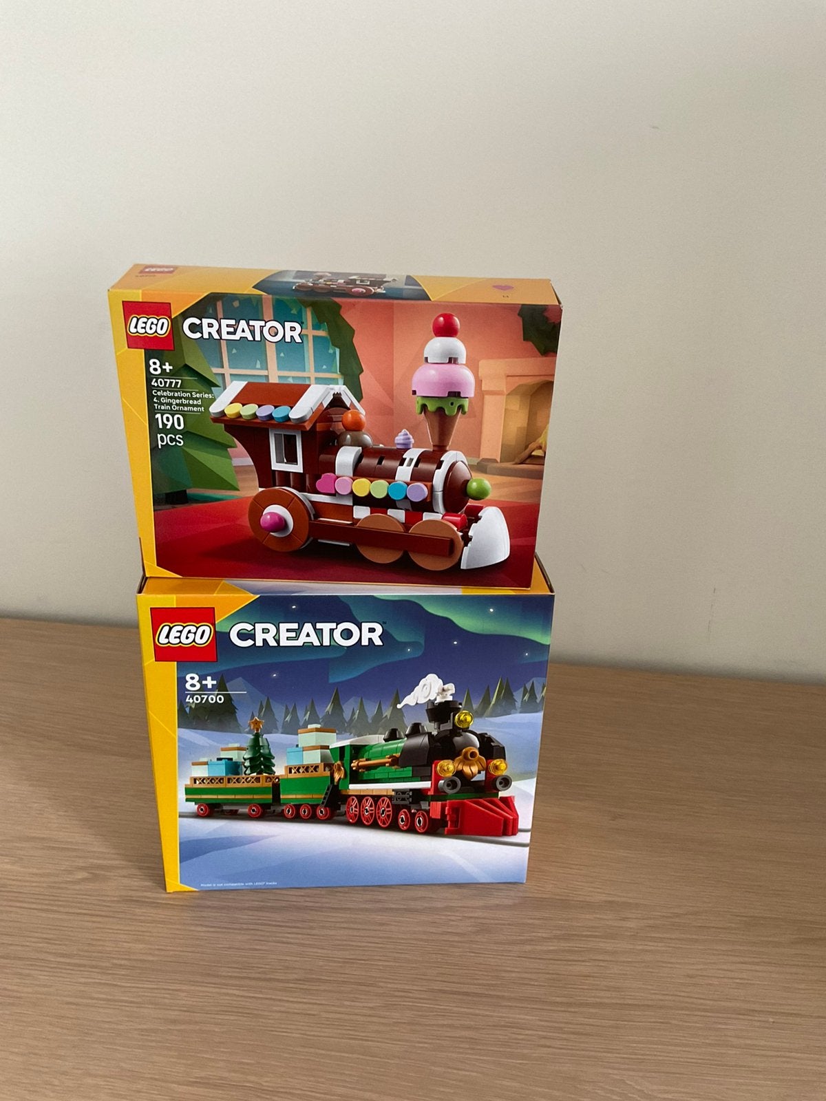 Lego Kerst 40700 + 40777 Holiday en gingerbread train Nieuw, Kinderen en Baby's, Ophalen of Verzenden, Nieuw, Lego