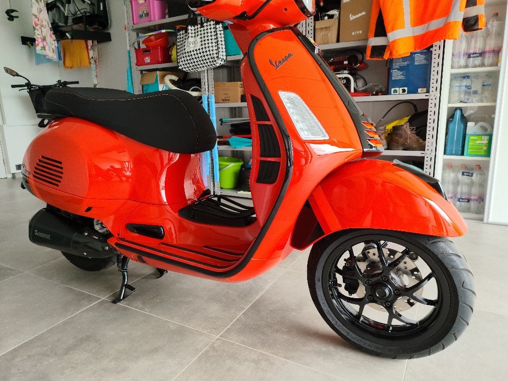 Vespa velgen 13 inch zwart blinkend, Motos, Pièces | Oldtimers & Ancêtres, Enlèvement, Neuf