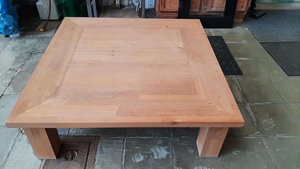 Table basse en bois massif, Enlèvement