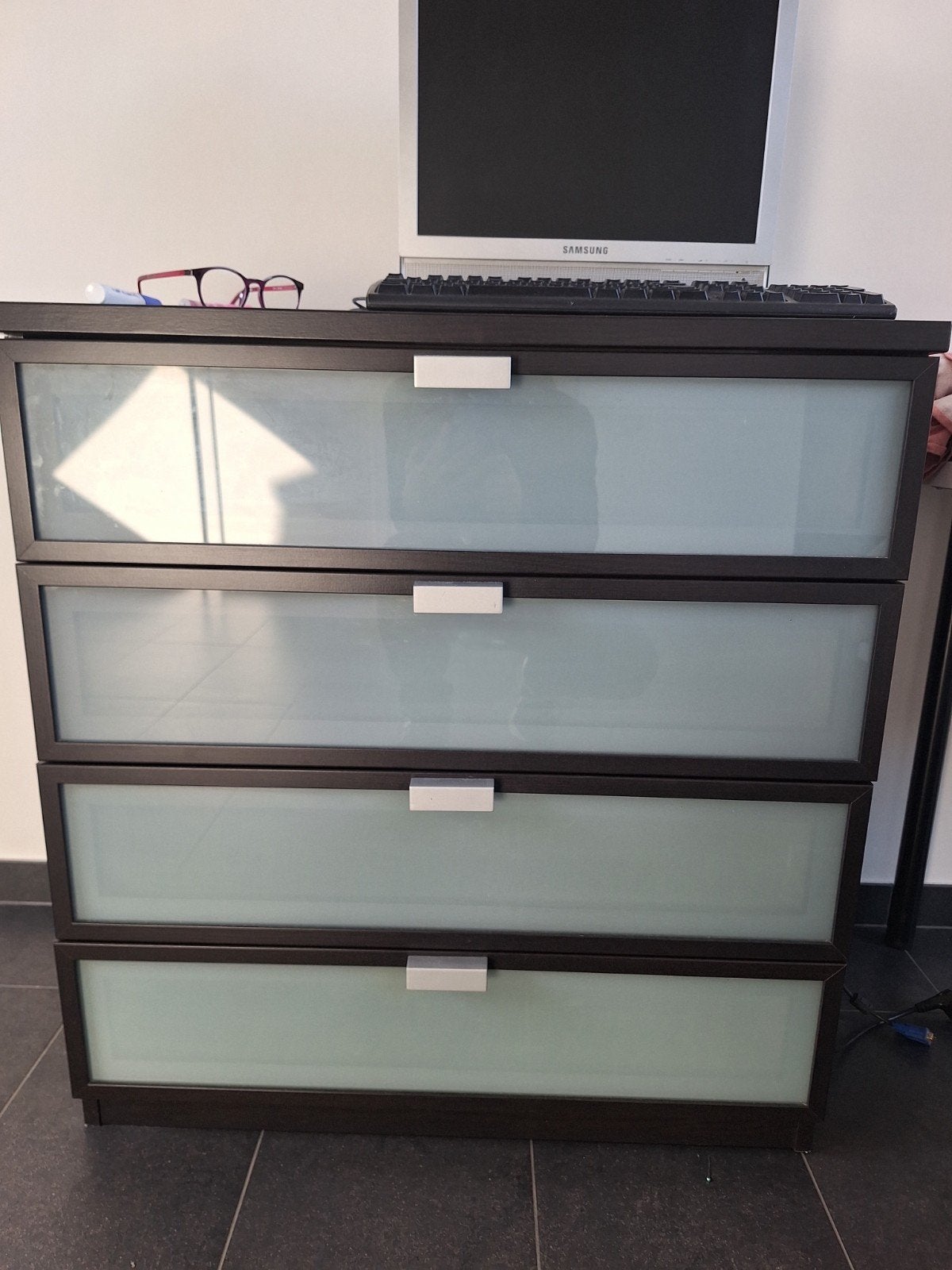 Commode en bois, 3 ou 4 tiroirs, 25 à 50 cm, Moins de 100 cm, Comme neuf