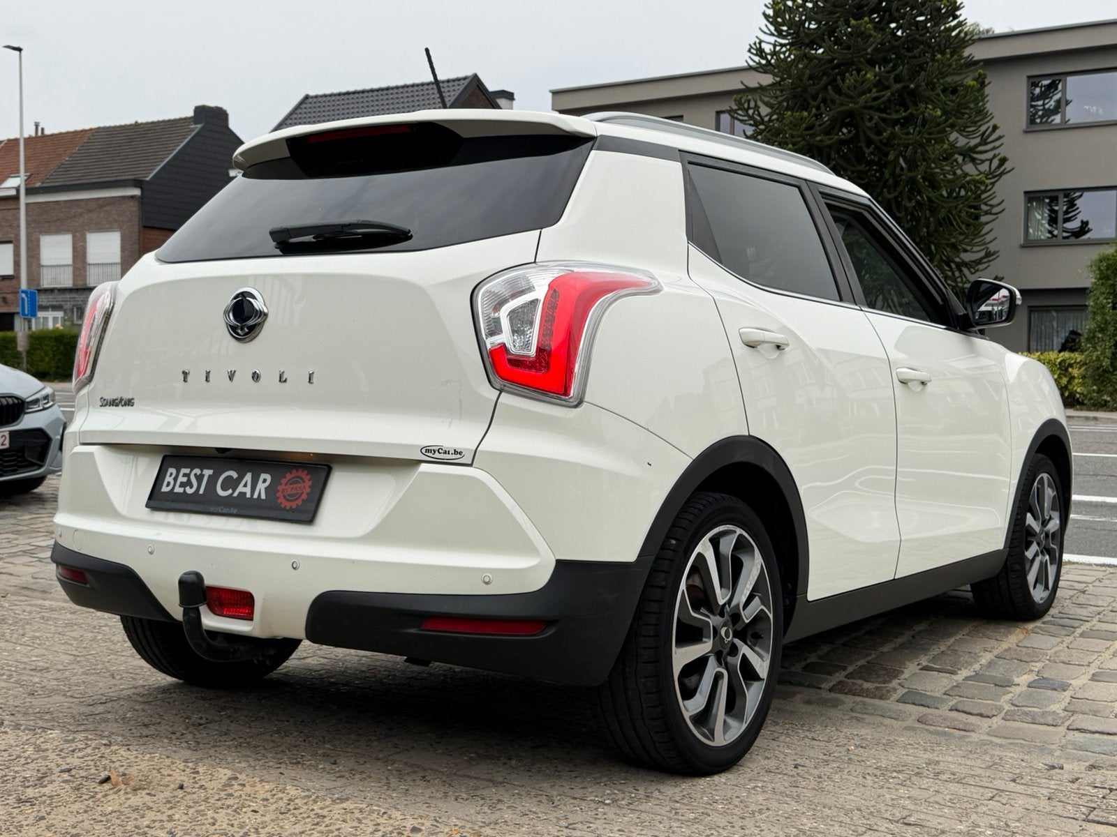 SsangYong Tivoli 1.6i * AutoMaat, Auto's, Stof, 4 cilinders, 5 zetels, 5 deurs