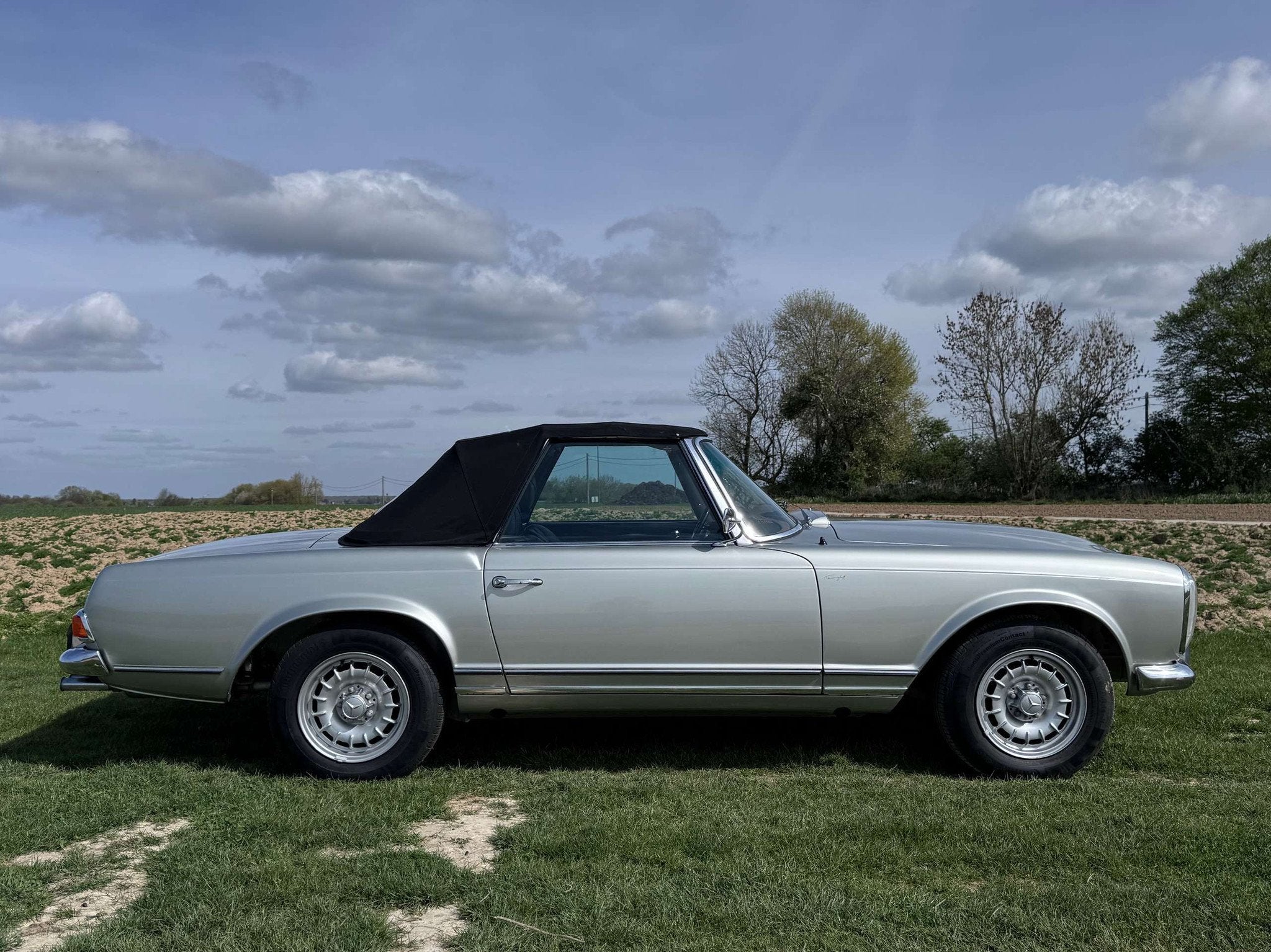 Mercedes-Benz SL-Klasse 230 PAGODE 230 AUTOMATIQUE FULL REST, Automaat, Achterwielaandrijving, 2306 cc, 110 kW