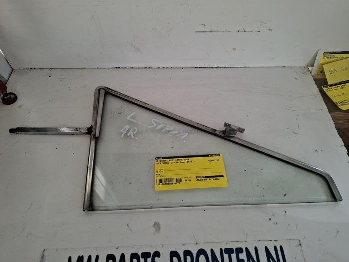 Vitre triangulaire avant gauche d'un Alfa Romeo Giulia, -, 3 mois de garantie, Utilisé, Alfa Romeo