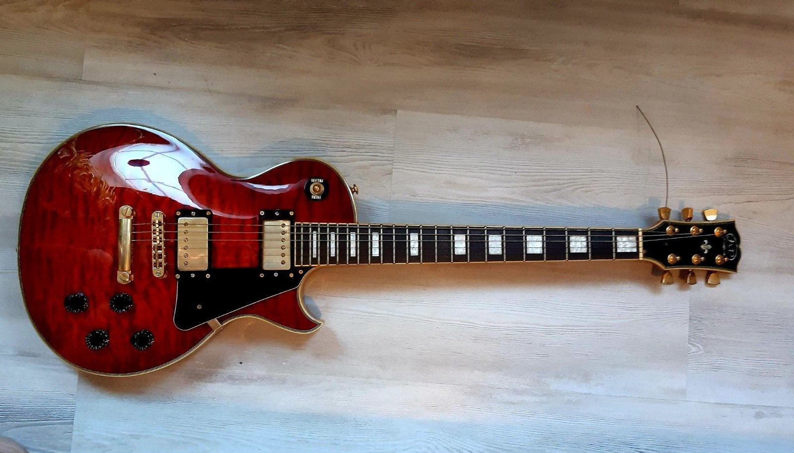 Elektrische gitaar J&D, Musique & Instruments, Instruments à corde | Guitares | Électriques, Enlèvement
