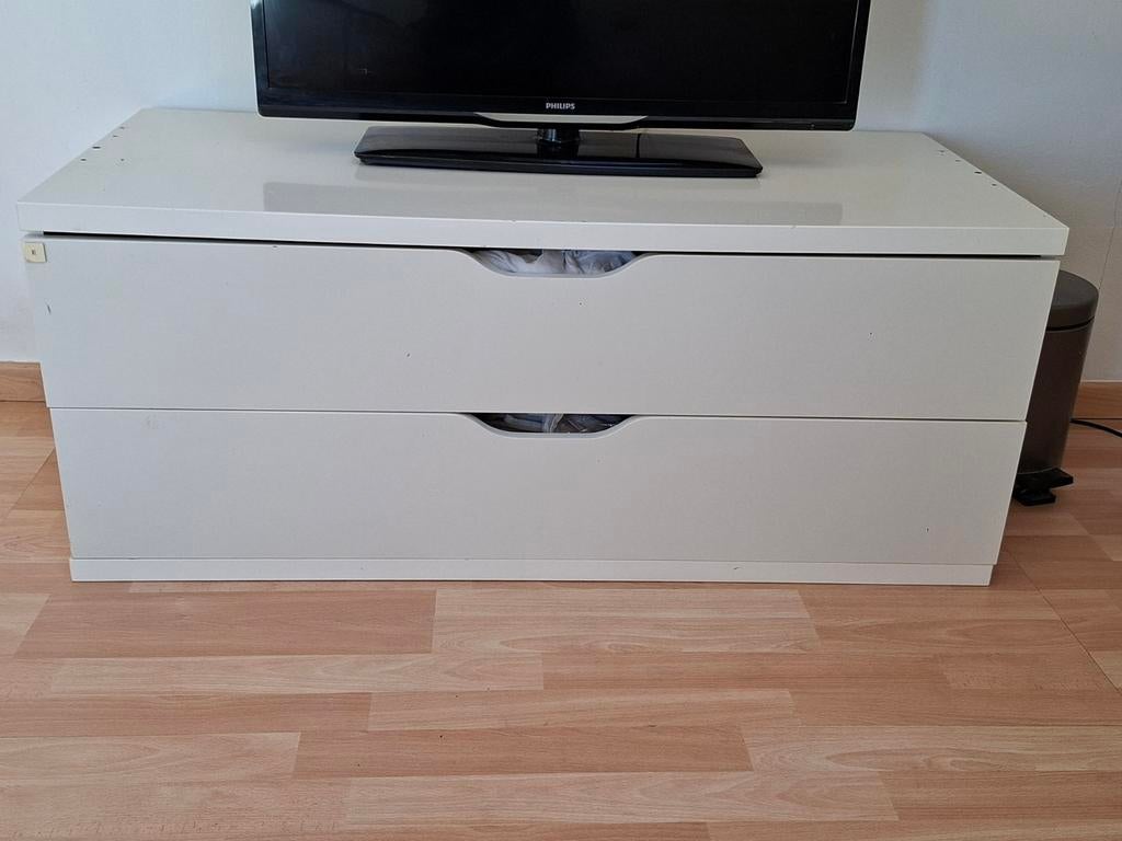 GRATIS! Mooi wit TV-meubel, Huis en Inrichting, Ophalen