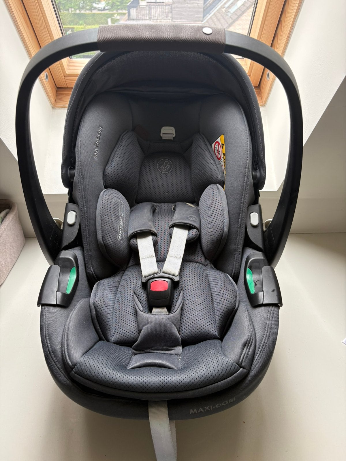 Maxi-cosi draagbare autostoel pebble 360 pro2 groep 0+, Ophalen, Zo goed als nieuw, Maxi-Cosi