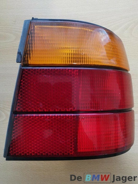 Achterlicht rechtsbuiten BMW E34 sedan 63211384010, Autos : Pièces & Accessoires, Éclairage, BMW, Utilisé, Enlèvement ou Envoi