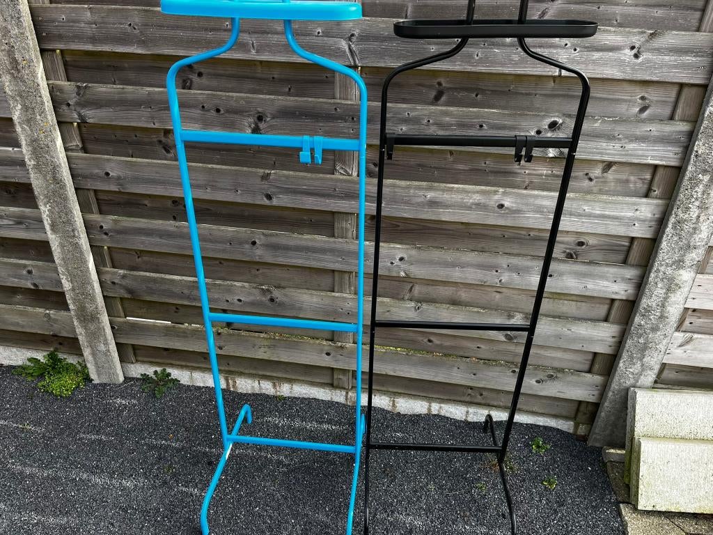 Kledingrekken ikea 2 stuks, Ophalen, Zo goed als nieuw