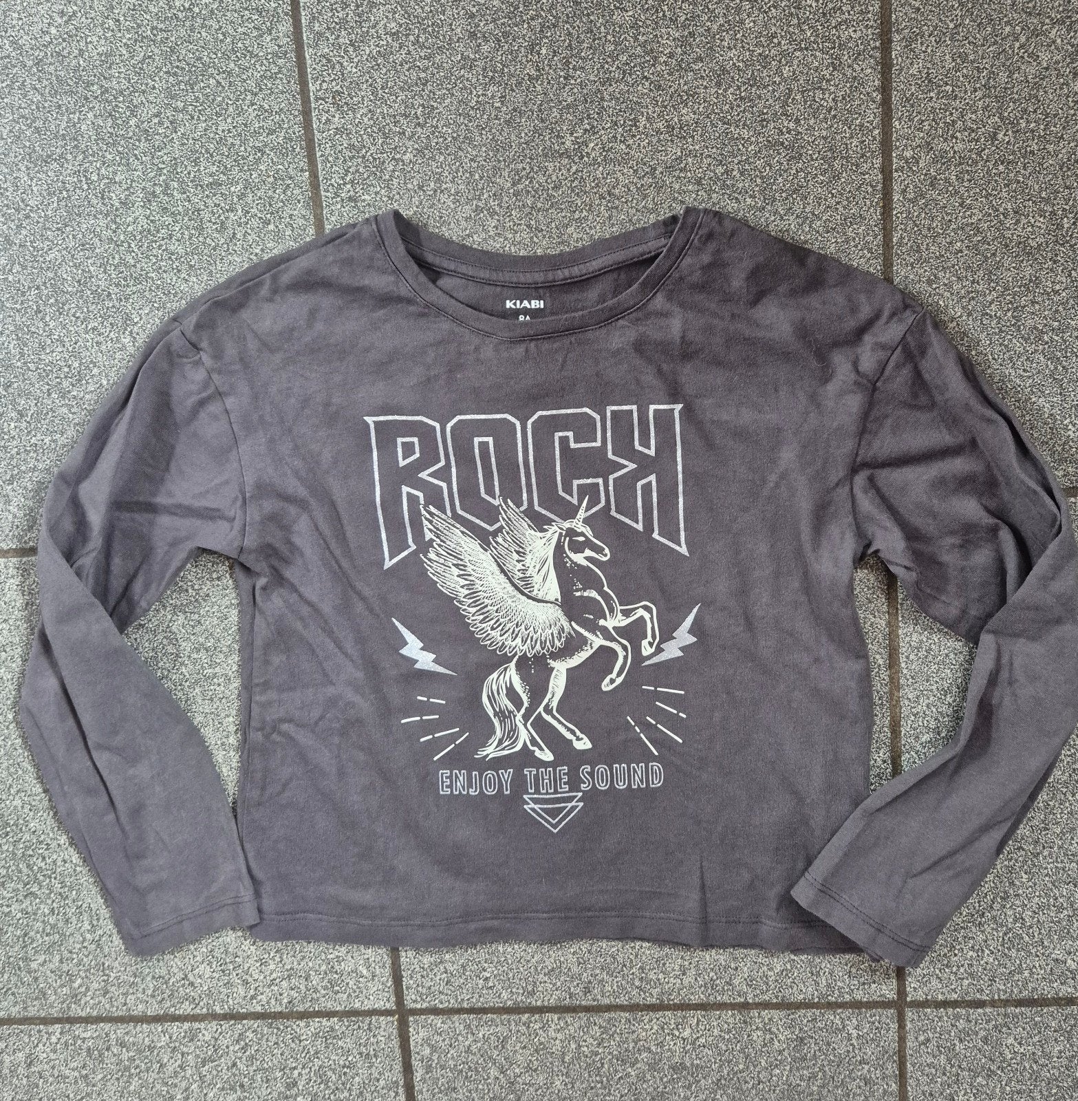 T-shirt manches longues 128cm, Kinderen en Baby's, Kinderkleding | Maat 128, Kiabi, Meisje, Ophalen of Verzenden, Zo goed als nieuw