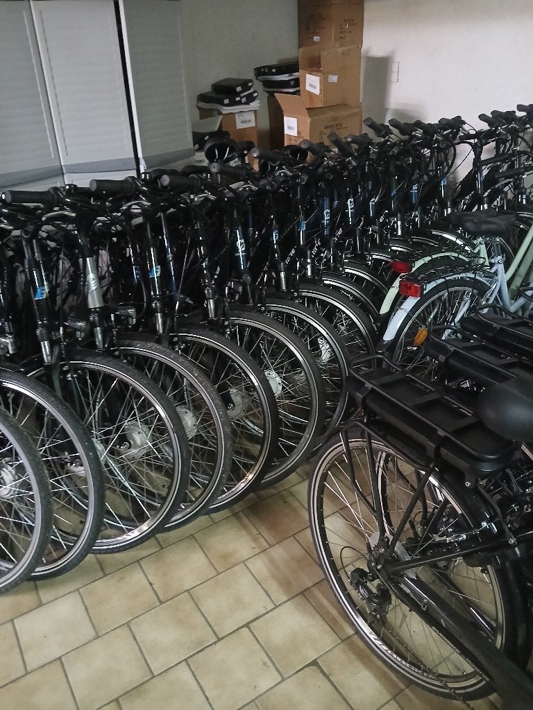 Electrische fietsen, Fietsen en Brommers, Fietsen | Dames | Damesfietsen, Ophalen, Nieuw