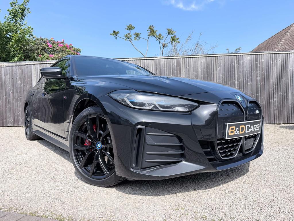 BMW i4 Gran Coupe 83.9 kWh eDrive40 M-SPORT NETTO: € 23.13, Auto's, BMW, Gebruikt, 340 pk, Leder, 5 deurs
