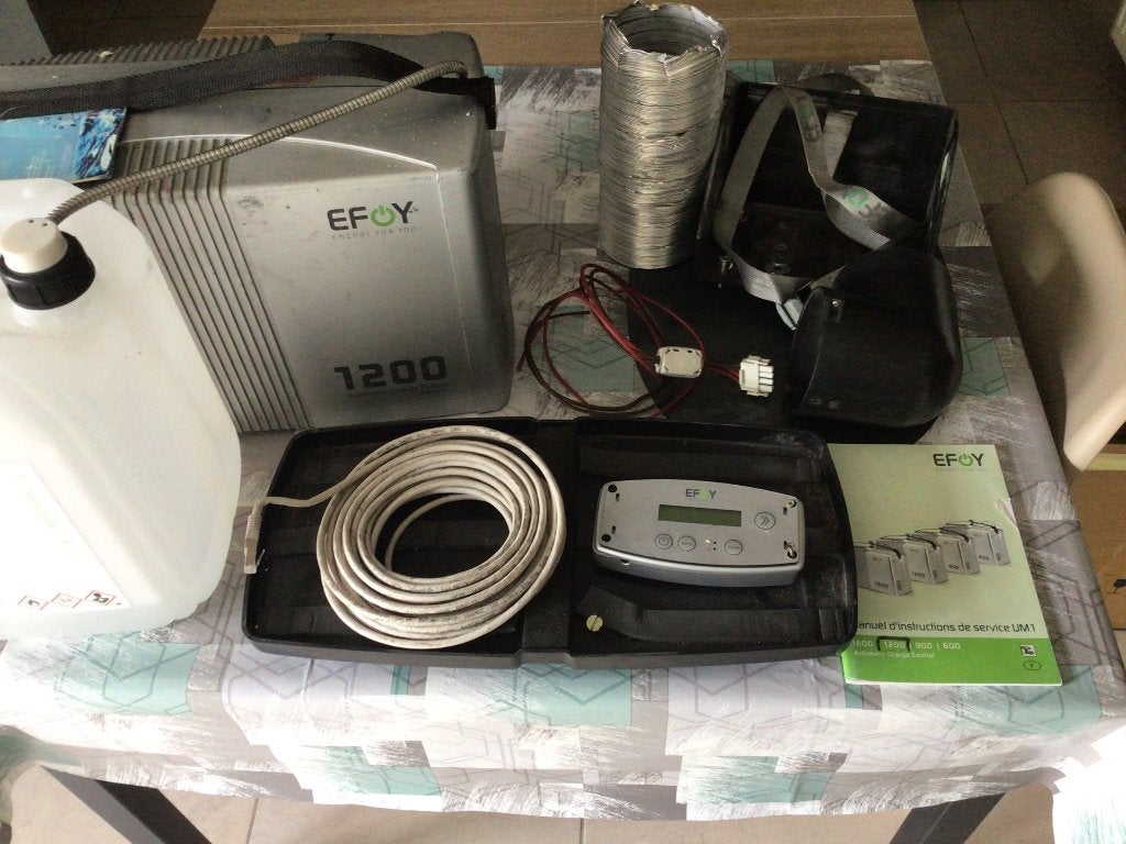 Efoy 1200 Automatic Charge Control, Caravans en Kamperen, Particulier