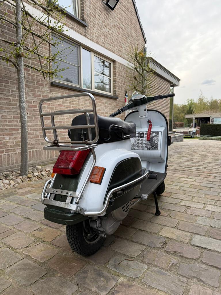 Vespa pk50 XL, Fietsen en Brommers, Brommers | Vespa, Ophalen, Zo goed als nieuw