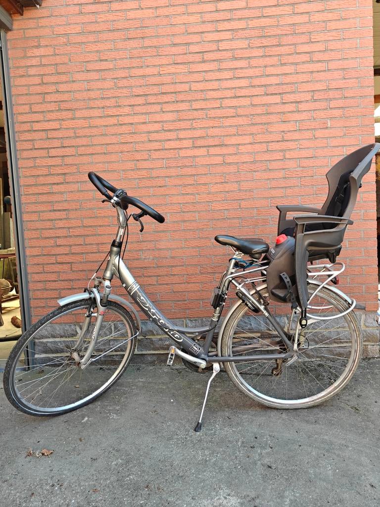 Damesfiets met kinderstoel, Fietsen en Brommers, Ophalen, Versnellingen