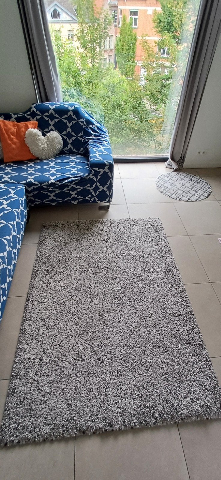 Zacht grijs vloerkleed in Goede Staat, Ophalen, 100 tot 150 cm, Zo goed als nieuw, 150 tot 200 cm