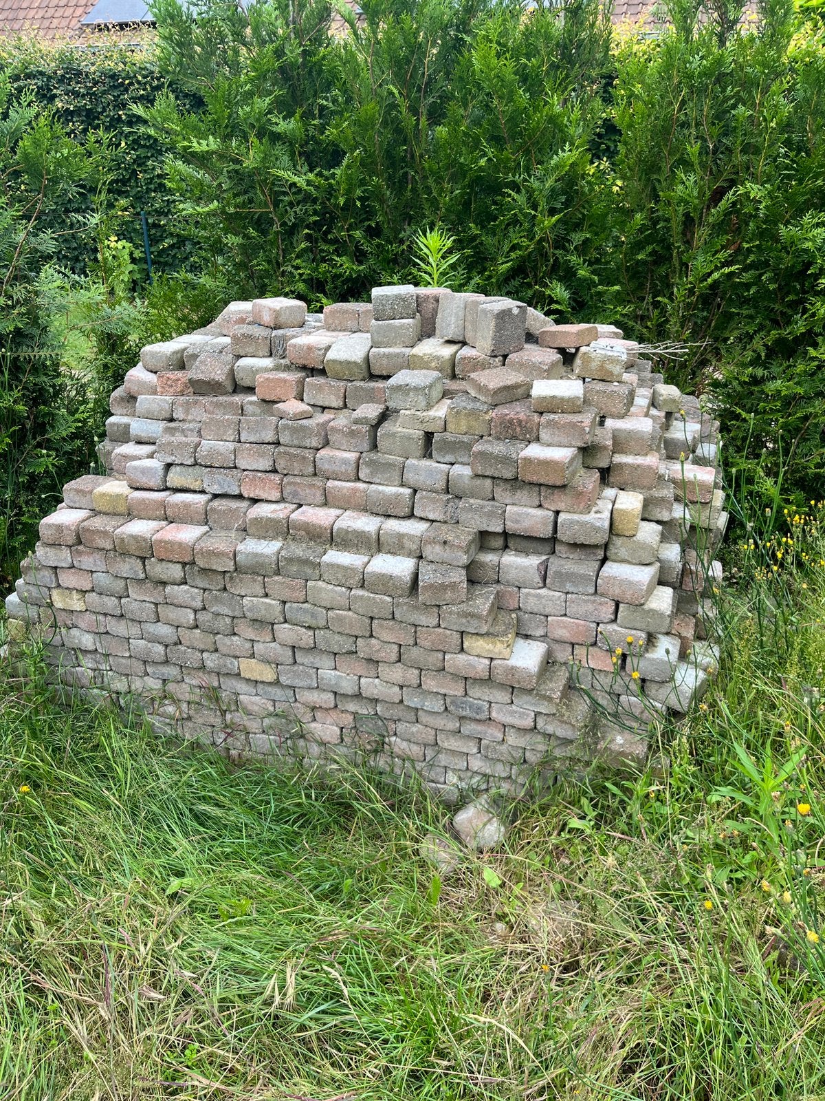 Lot betonnen klinkers voor oprit circa 25m2, Tuin en Terras, Tegels en Klinkers, Ophalen, Gebruikt, Klinkers, 10 m² of meer