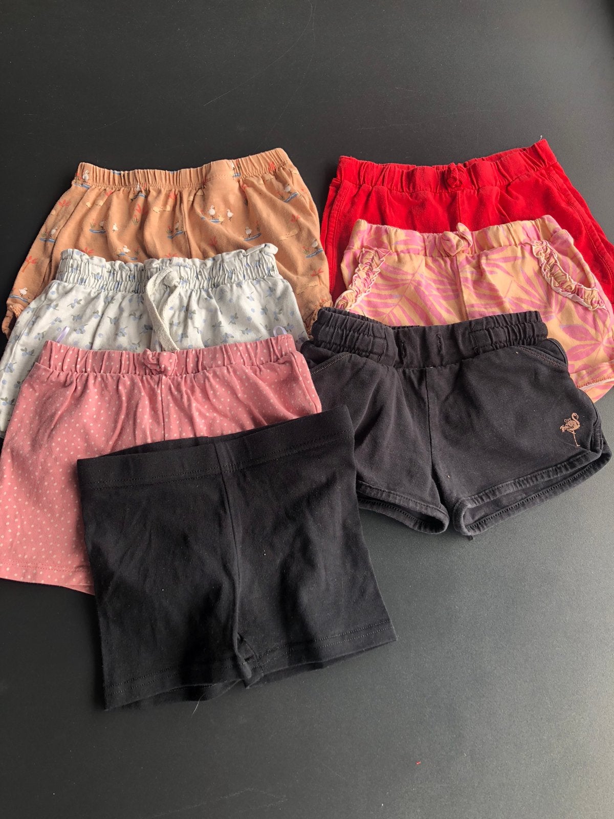 Shortjes, maat 92, Enfants & Bébés, Vêtements enfant | Taille 92, Enlèvement ou Envoi
